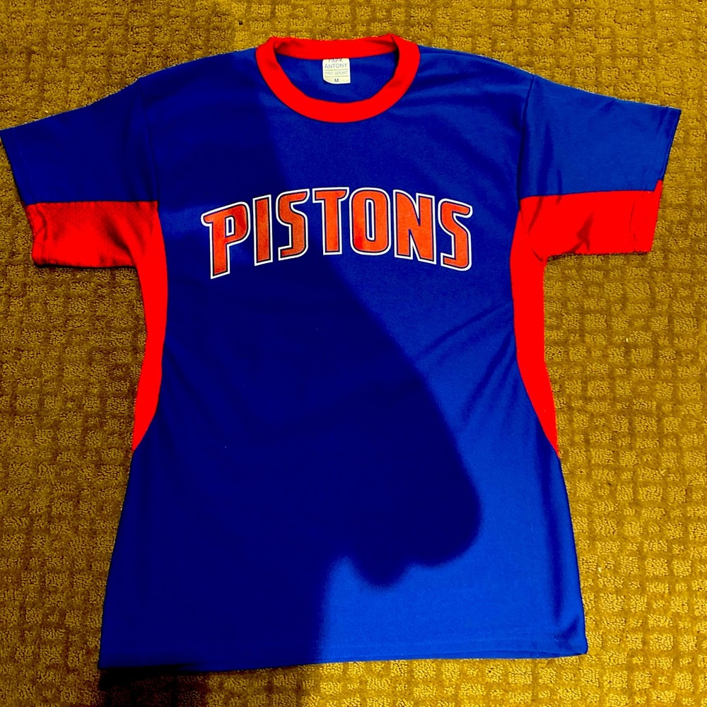 Park Anthony Detroit Pistons Graphic Warm-Up T-Shirt
